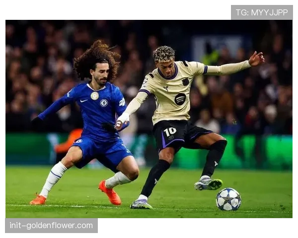 库库雷利亚倒三角助攻再现，切尔西左路攻防一体成战术亮点