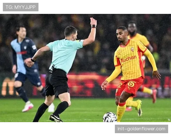 朗斯43球创半世纪进攻纪录,黑马能否持续挑战传统格局? 朗斯43球创半世纪进攻纪录,黑马能否持续挑战传统格局?